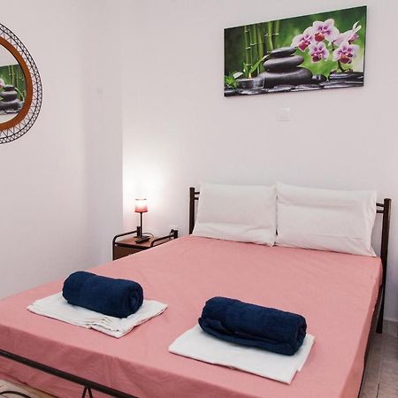 Cozy Apartment In Pireas Buitenkant foto