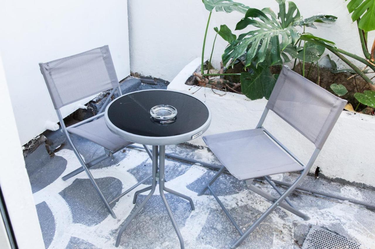 Cozy Apartment In Pireas Buitenkant foto