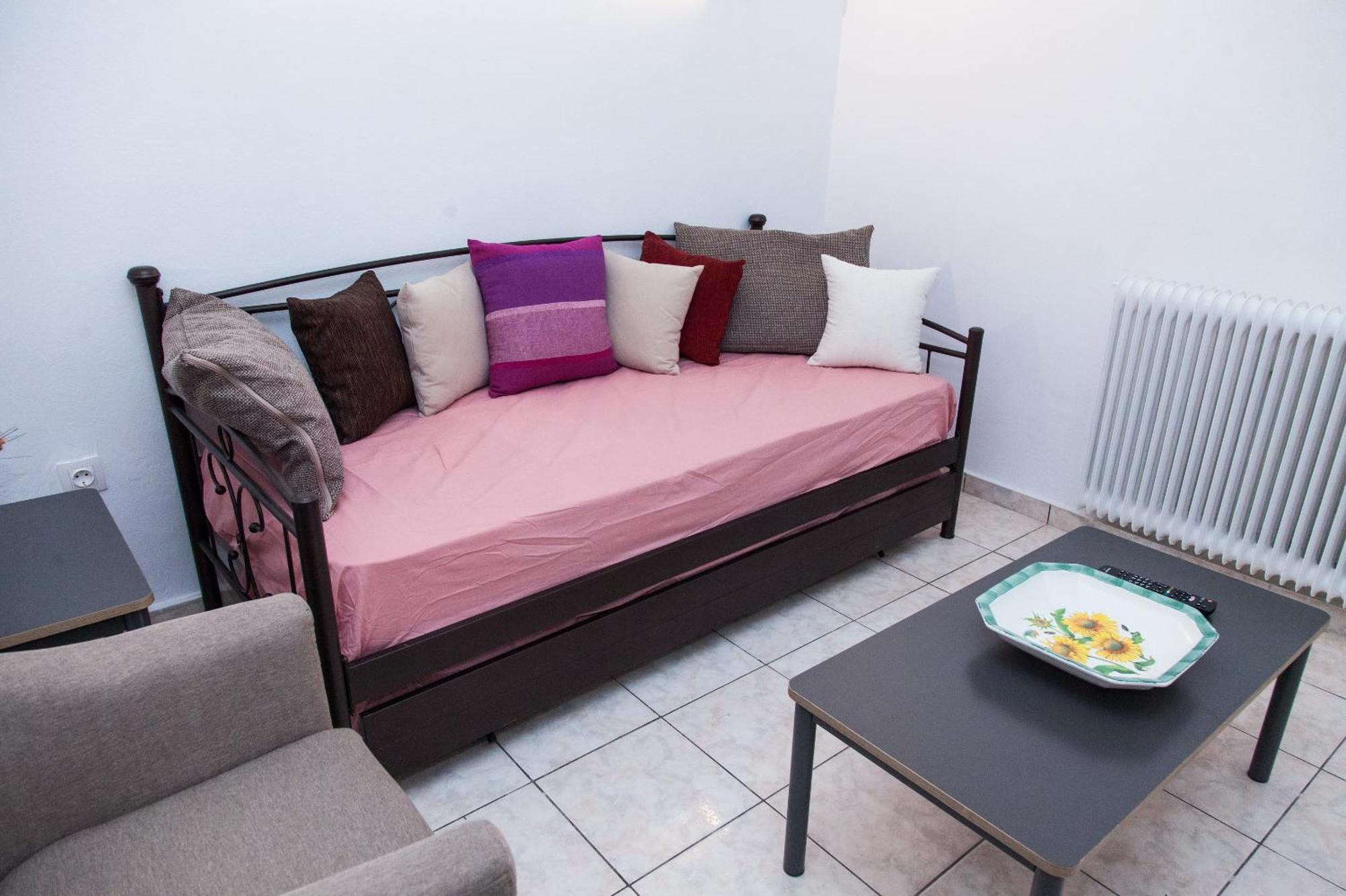 Cozy Apartment In Pireas Buitenkant foto