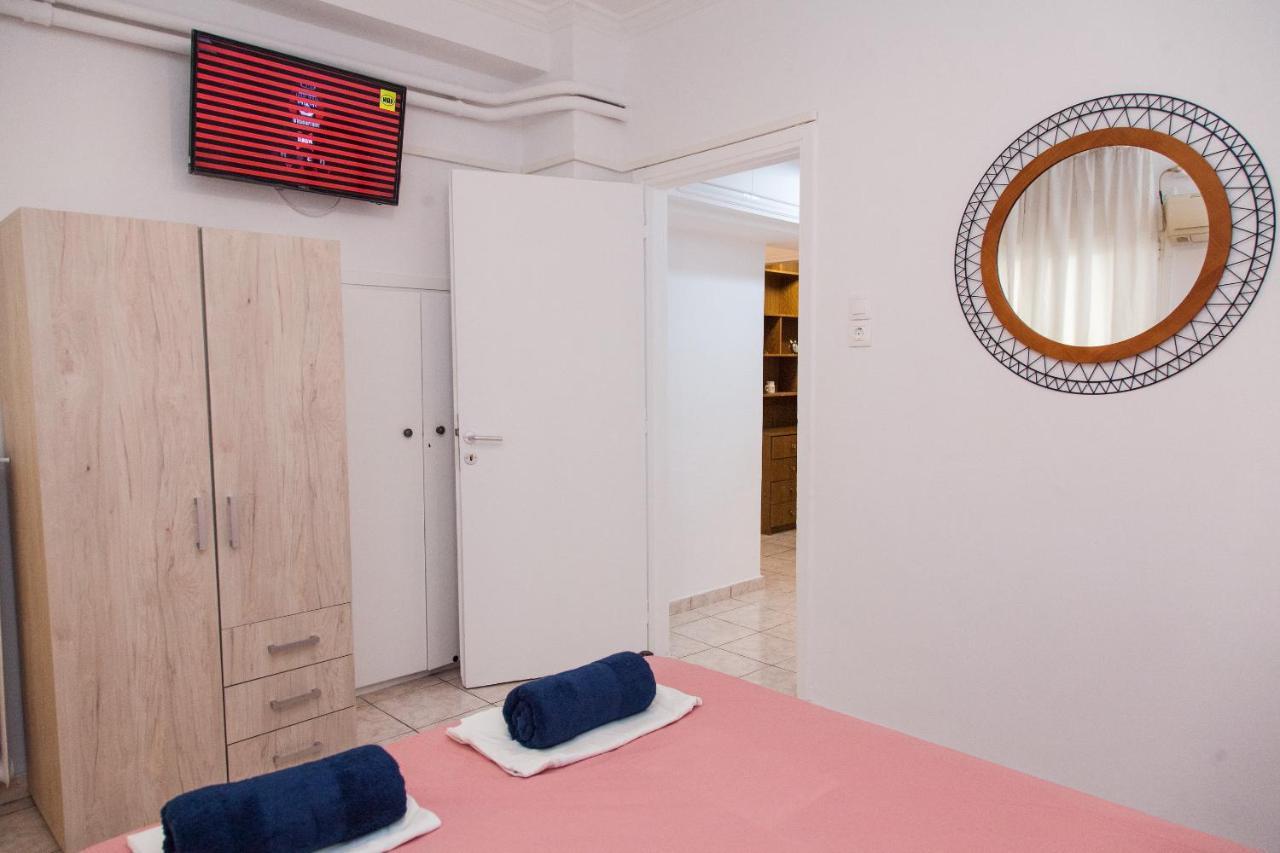 Cozy Apartment In Pireas Buitenkant foto